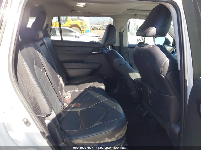 5TDKDRAH3PS520271 Toyota Highlander Xle