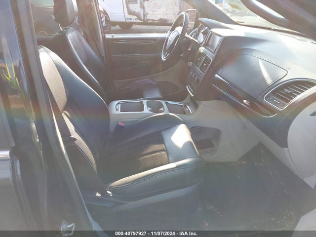 2C4RDGCG8HR731788 Dodge Grand Caravan Sxt