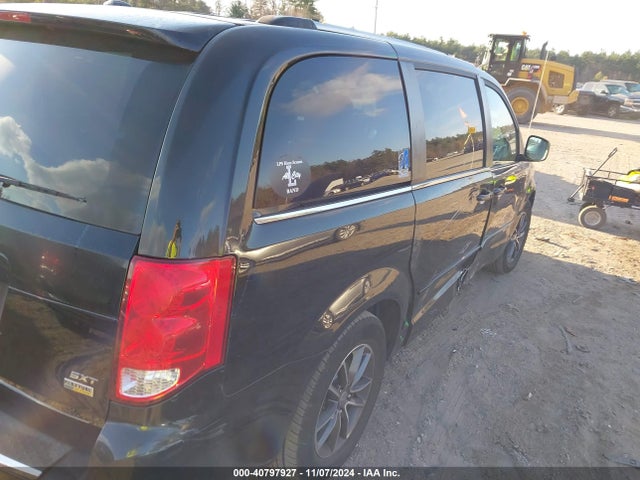 2C4RDGCG8HR731788 Dodge Grand Caravan Sxt
