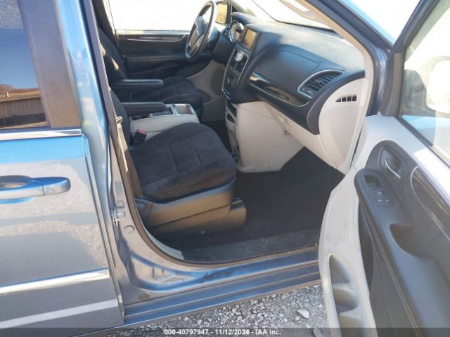 2011 CHRYSLER TOWN & COUNTRY 2A4RR5DG9BR746614 Photo 4