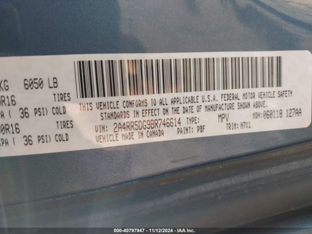2011 CHRYSLER TOWN & COUNTRY 2A4RR5DG9BR746614 Photo 8
