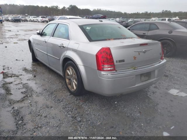 2010 CHRYSLER 300C 2C3CA6CT5AH141439 Photo 2