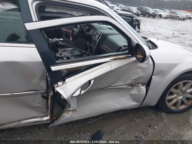 2010 CHRYSLER 300C 2C3CA6CT5AH141439 Photo 5