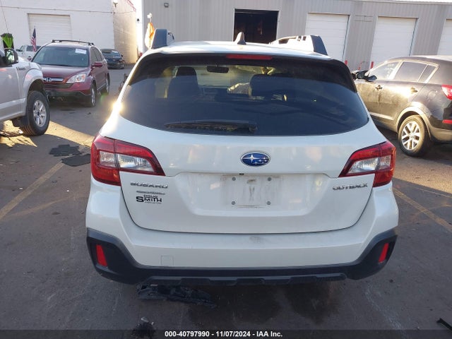 Subaru Outback 2.5i Premium 2019 4S4BSAFC8K3391759 Image 17