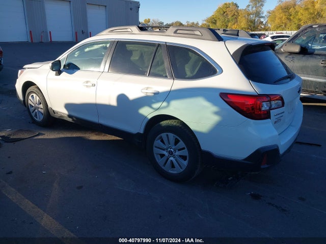 Subaru Outback 2.5i Premium 2019 4S4BSAFC8K3391759 Image 3