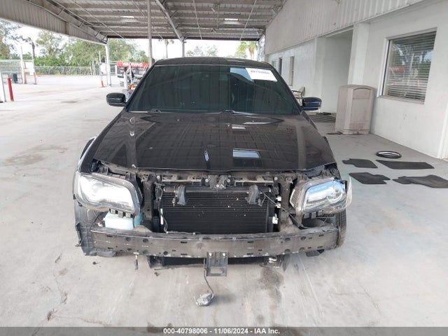 Chrysler 300 2018 2C3CCABG8JH234845 Image 13