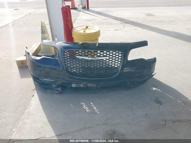 Chrysler 300 2018 2C3CCABG8JH234845 Image 12