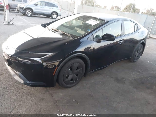 Toyota Prius Le 2023 JTDACAAU7P3012156 Image 2