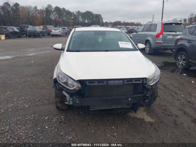 3KPF24AD4KE125025 KIA Forte Lxs