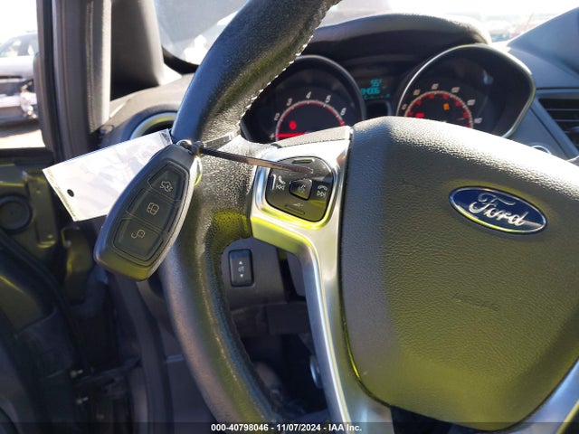 Ford FIESTA ST 2016 3FADP4GX2GM183227 Image 11