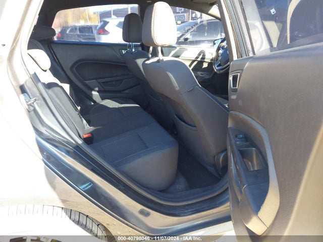 Ford FIESTA ST 2016 3FADP4GX2GM183227 Image 8