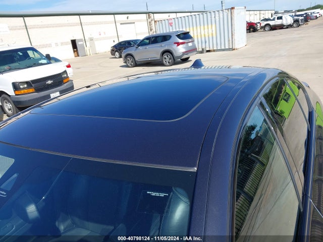 BMW 550i 2015 WBAKN9C52FD682318 Image 19