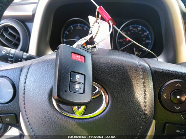JTMRFREV1JJ206938 Toyota Rav4 Adventure/xle