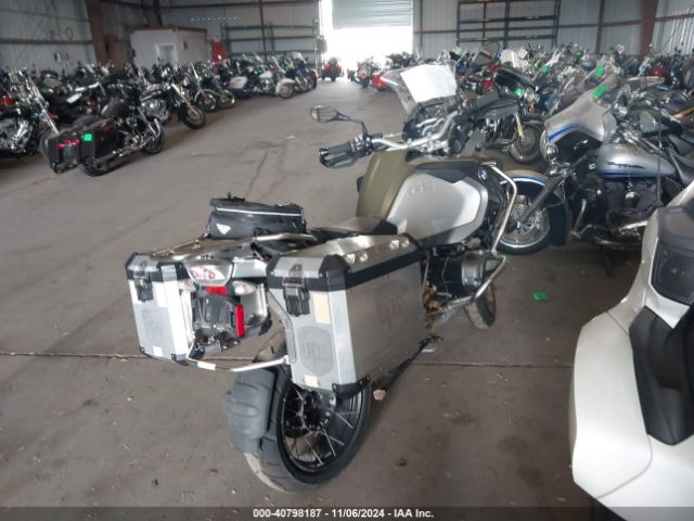 2015 BMW R1200 WB10A1209FZ097457 Photo 3