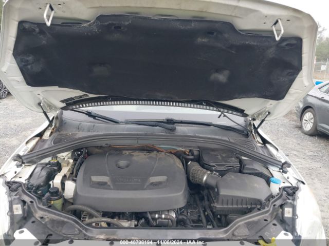 2017 VOLVO XC60 YV449MRR3H2017484 Photo 9