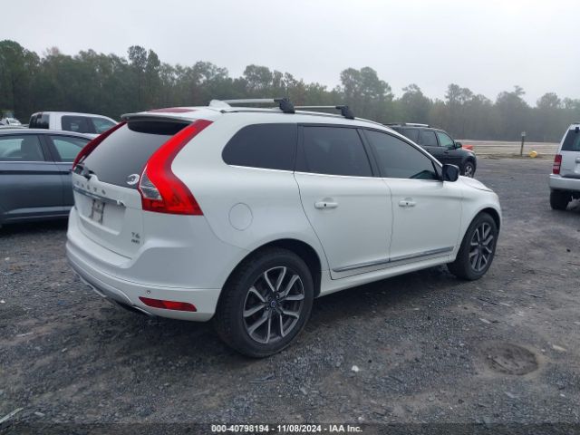2017 VOLVO XC60 YV449MRR3H2017484 Photo 3