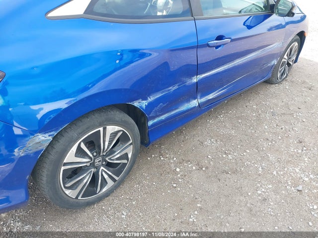 Honda Civic Ex-t 2018 2HGFC3B36JH357210 Image 17
