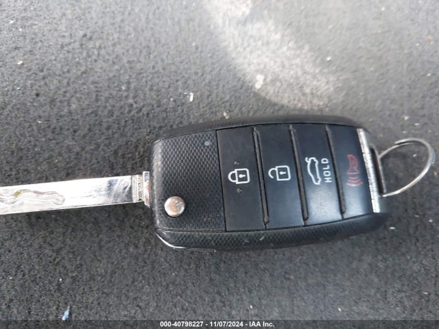 KIA Optima Lx 2016 5XXGT4L35GG014696 Image 11
