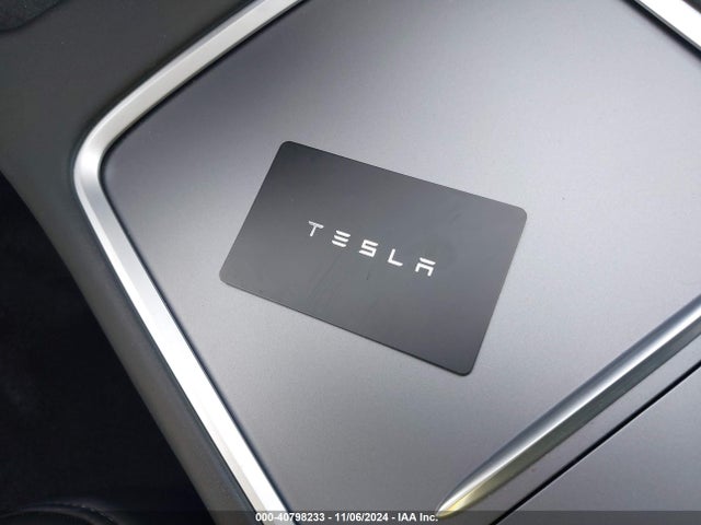 2024 TESLA MODEL Y 7SAYGDEE0RA309055 Photo 10