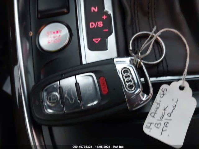 WA1LFAFP9EA074082 Audi Q5 2.0t Premium