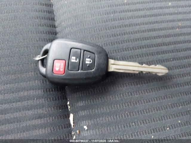 JTMBFREV5EJ000349 Toyota RAV4 LE