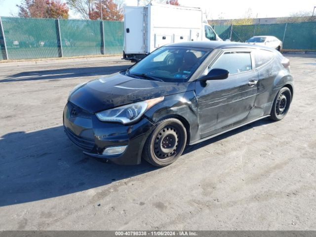 KMHTC6AD5EU213501 Hyundai Veloster Flex W/red