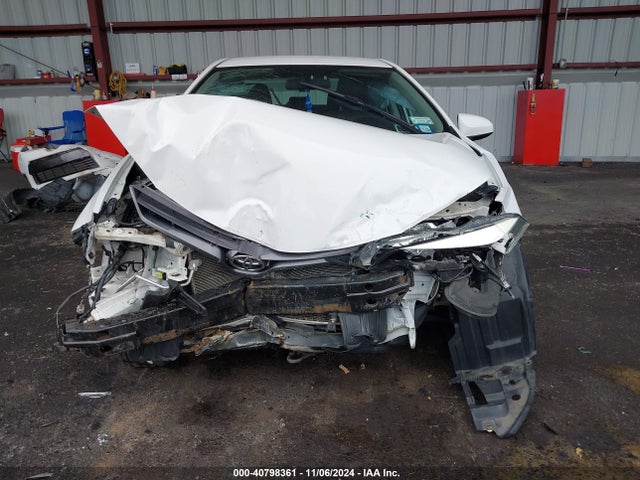Toyota COROLLA LE 2016 2T1BURHEXGC486141 Image 13