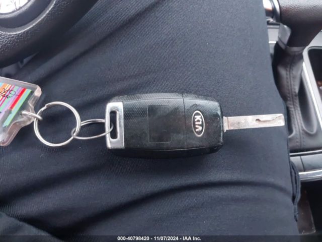 KNAGT4L39G5111191 KIA Optima Lx