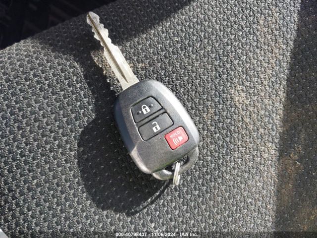 2T3RFREV3JW797890 Toyota Rav4 Adventure