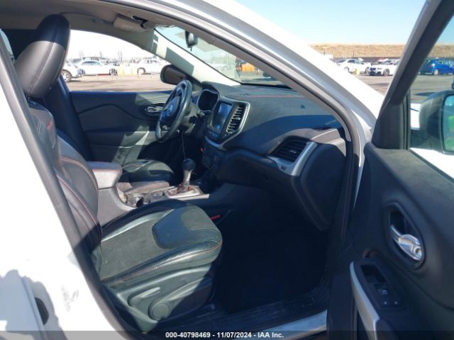 1C4PJMBB7HW605711 Jeep Cherokee Trailhawk 4x4