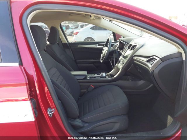 3FA6P0HDXLR265452 Ford FUSION SE
