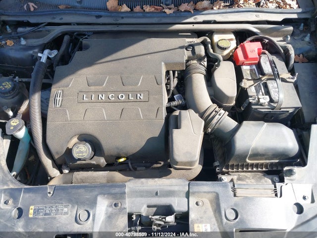1LNHL9DK1GG602137 Lincoln MKS