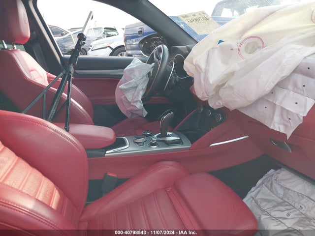ZASPAKBN1M7D18830 Alfa Romeo Stelvio Ti Sport Awd