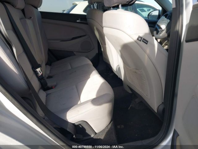 KM8J2CA4XJU648310 Hyundai TUCSON SE