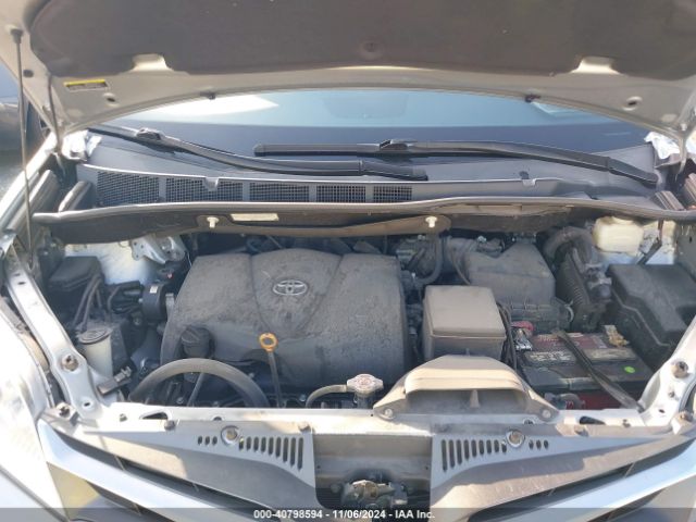 5TDYZ3DC9LS026872 Toyota SIENNA XLE