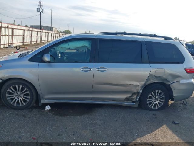 5TDYZ3DC9LS026872 Toyota SIENNA XLE