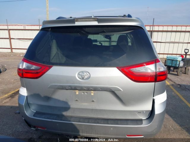 5TDYZ3DC9LS026872 Toyota SIENNA XLE