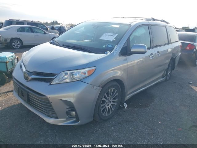 5TDYZ3DC9LS026872 Toyota SIENNA XLE