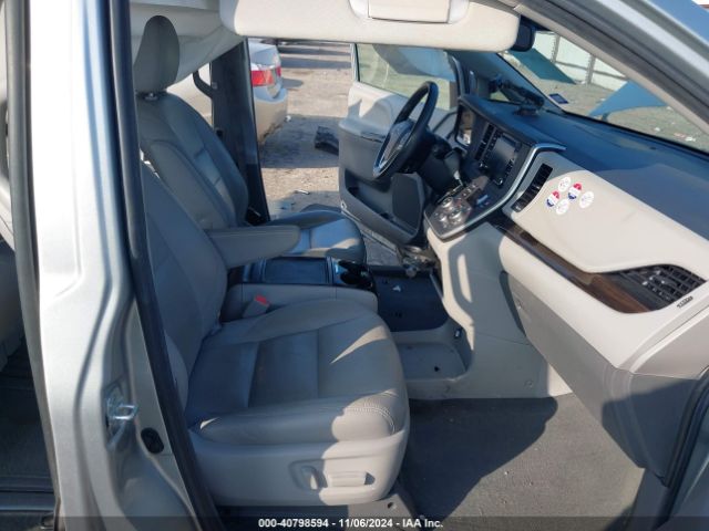 5TDYZ3DC9LS026872 Toyota SIENNA XLE