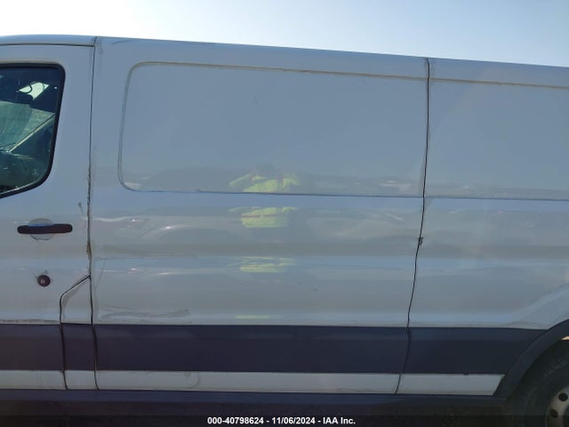 Ford Transit-150 2017 1FTYE2YM1HKA45293 Image 14