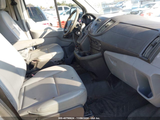 Ford Transit-150 2017 1FTYE2YM1HKA45293 Image 5