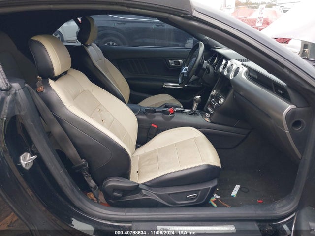1FATP8UH8J5109467 Ford Mustang Ecoboost Premium