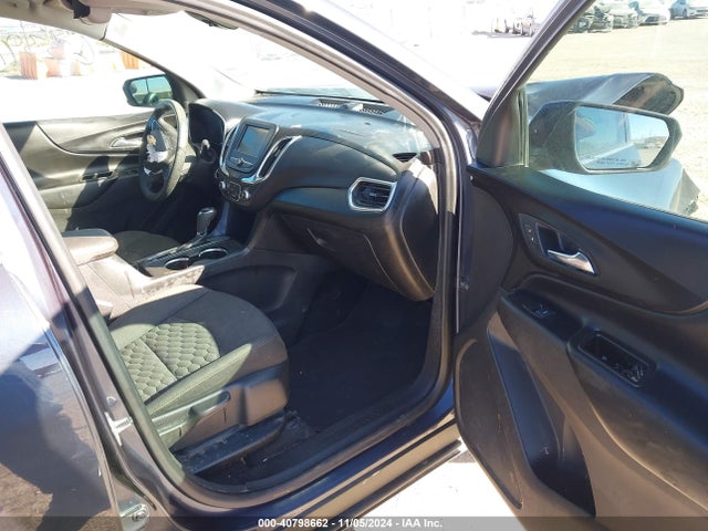 3GNAXKEV4KS517322 Chevrolet EQUINOX LT
