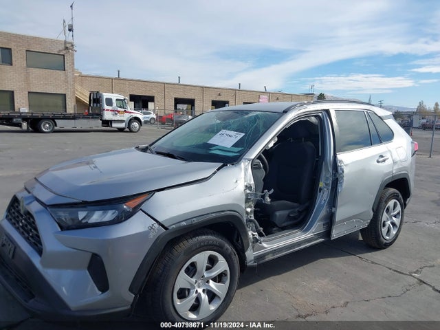 2T3H1RFV5MW123821 Toyota RAV4 LE