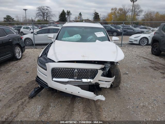 2LMPJ8K90KBL42622 Lincoln Nautilus Select