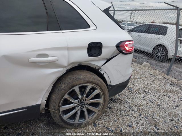 2LMPJ8K90KBL42622 Lincoln Nautilus Select