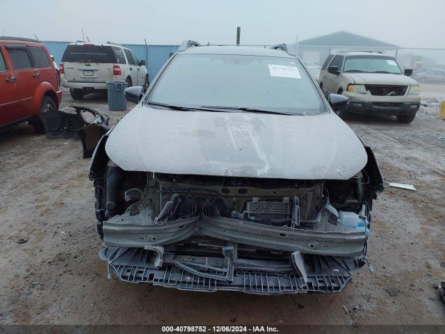 4S4BTGSD9R3170082 Subaru Outback Wilderness