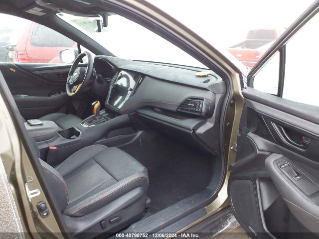 4S4BTGSD9R3170082 Subaru Outback Wilderness