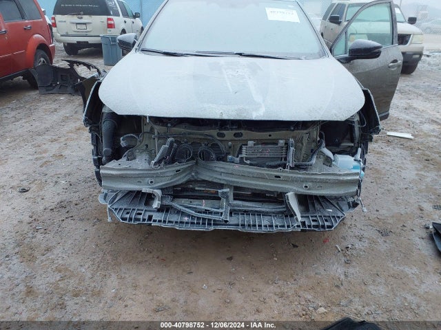 4S4BTGSD9R3170082 Subaru Outback Wilderness
