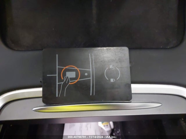2023 TESLA MODEL 3 5YJ3E1EA3PF382686 Photo 10